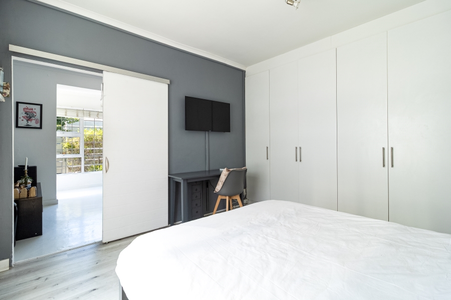 To Let 1 Bedroom Property for Rent in Vredehoek Western Cape